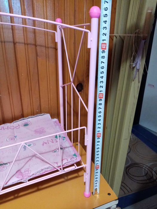 Продавам легло за кукли