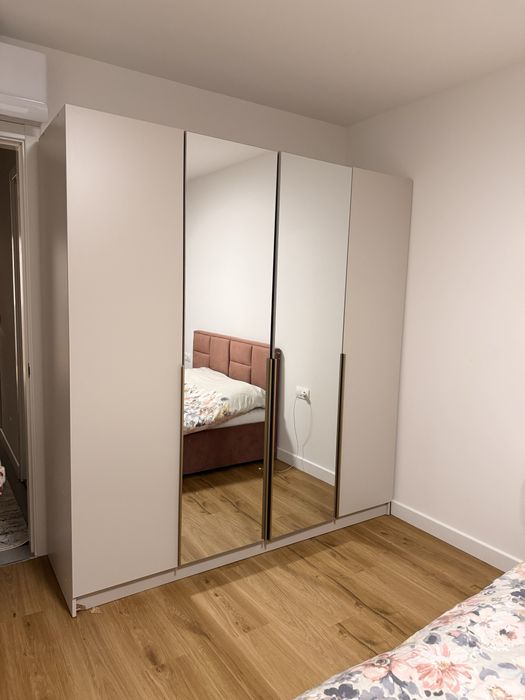 Чисто нов гардероб