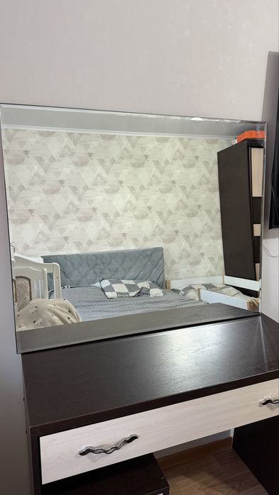 Продам интерьерное зеркало