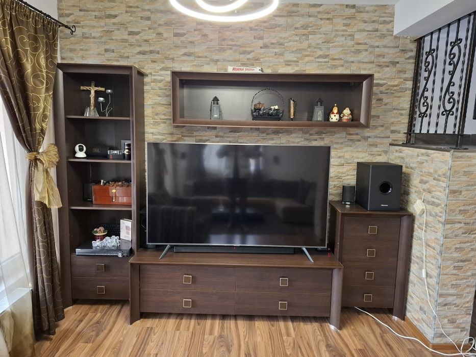 Mobilier living+ mobilier hol +canapea
