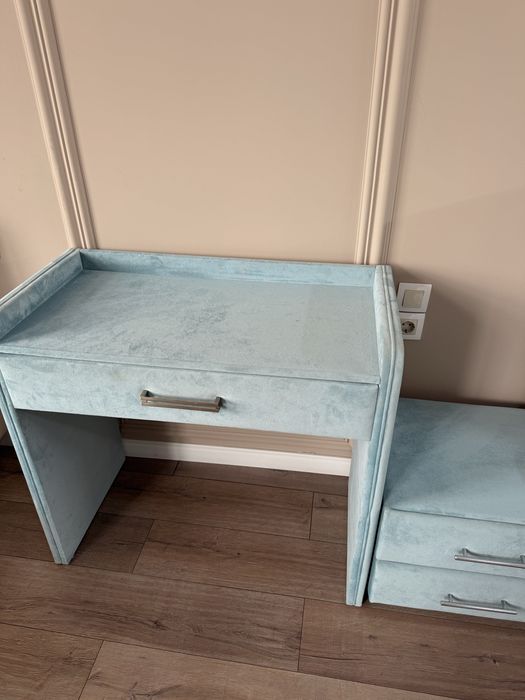 Продам комплект мебели для спальни
