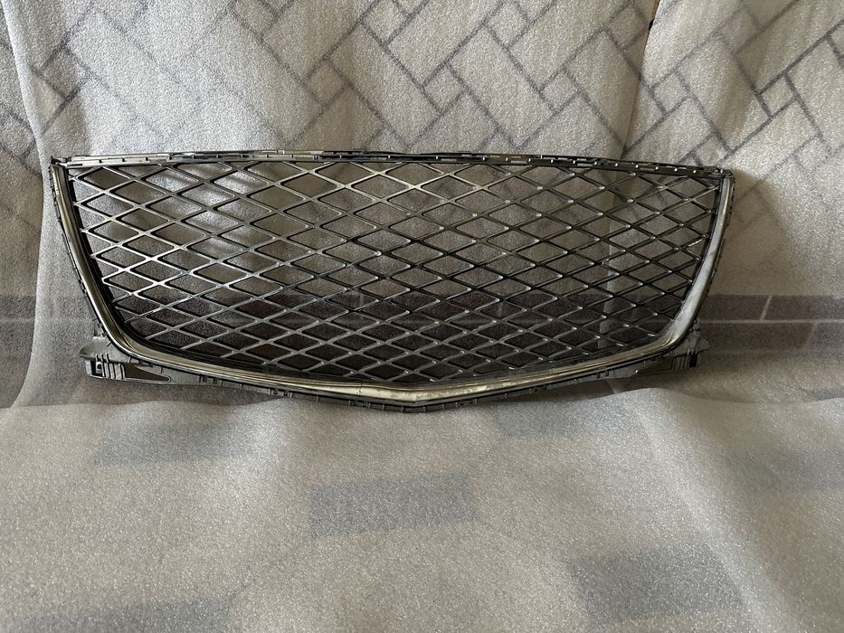 Решетка Genesis оригинал