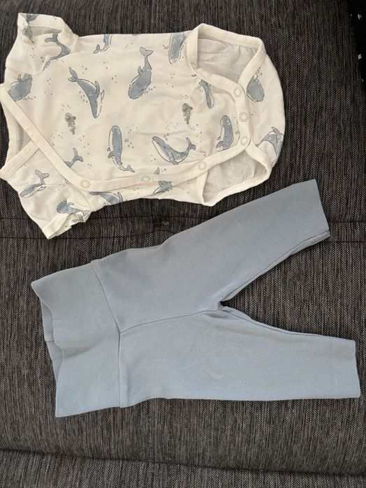 Лот бебешки дрешки на марките Next, Mayoral, H&M за момче/момиче.