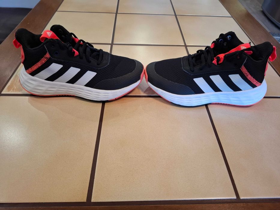 Детски маратонки Adidas 33