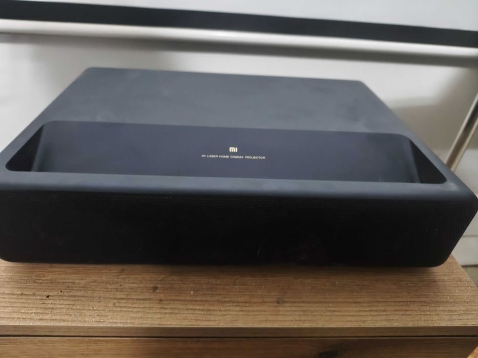 xiaomi 4k laser projector 150"