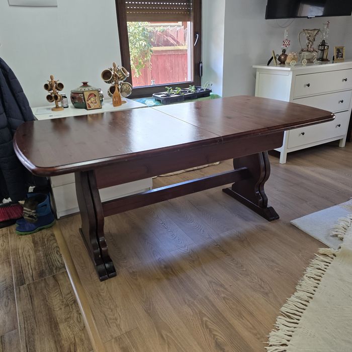 Masa de lemn extensibila pentru living room sau bucatarie