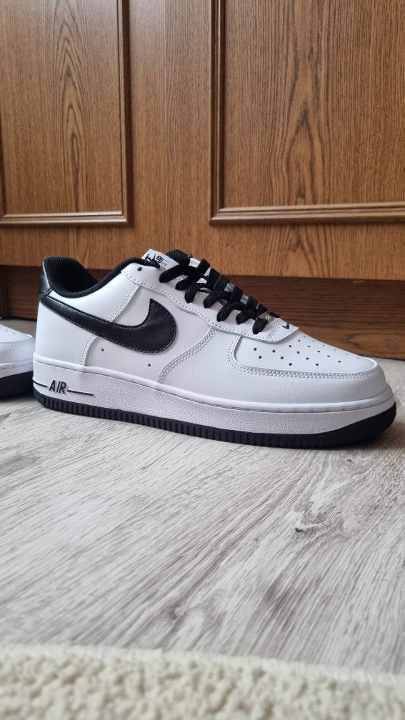 Nike Air Force 1 Marimea 43 Valea Ursului OLX.ro