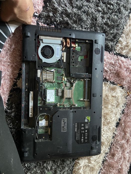 Leptop de gaimig msi de piese sau reparati