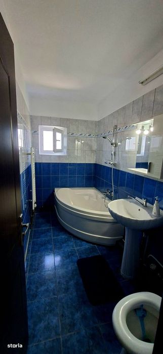 3 camere Gavana 3 , Decomandat / Centrală , mobilat / utilat