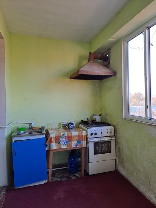 Dom sotiladi 2 hona 30.000$ ozgina o'tib beraman