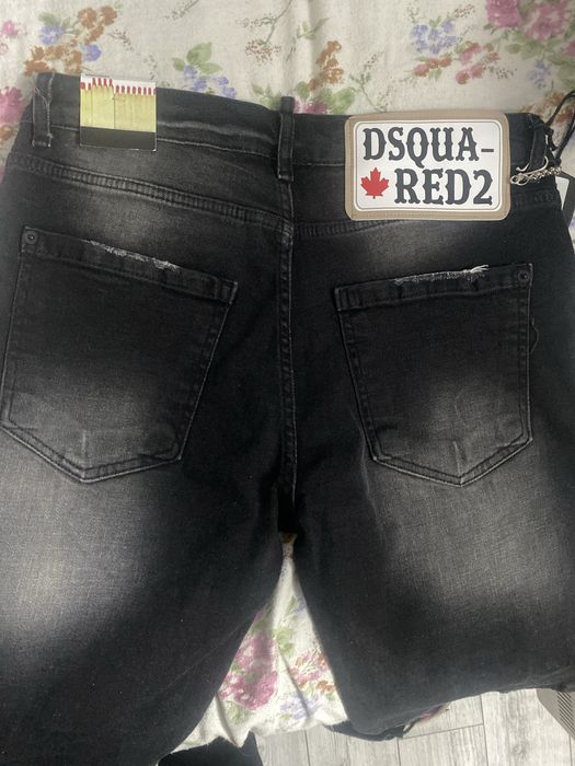 Blugi scurti barbati negri  dsq2 calitate premium