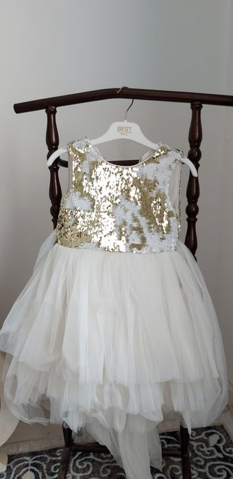 Продаются детский платья недорого