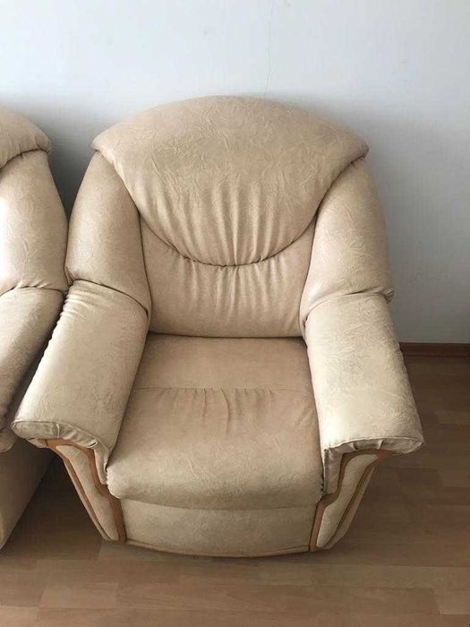 кожаная мебель для гостиной