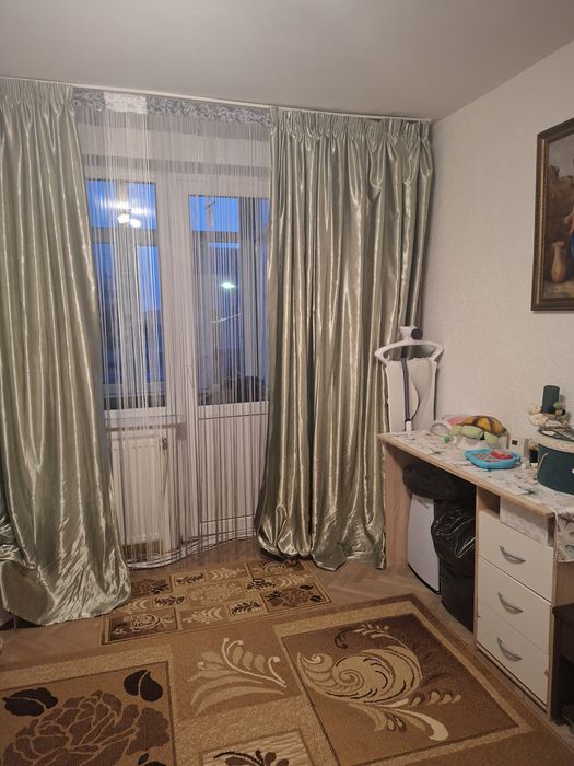 Vand apartament 3 camere