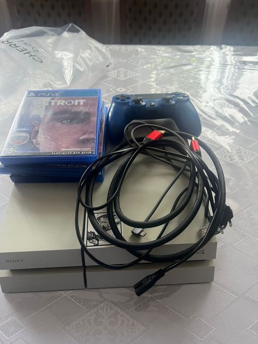 Play Station 4 Slim, 500 ГБ