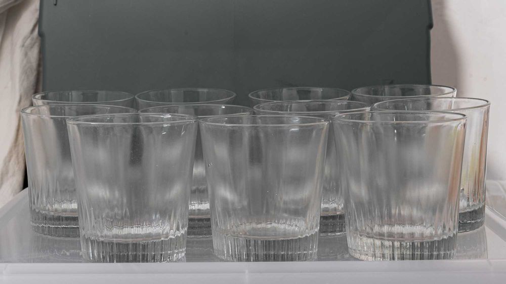 Стъклени чаши, чинии, купи, купички, тави, Кристални купички и чаши