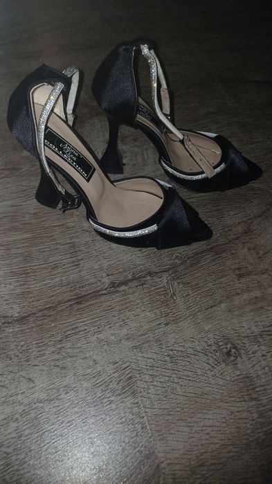 Дамски елегантни обувки