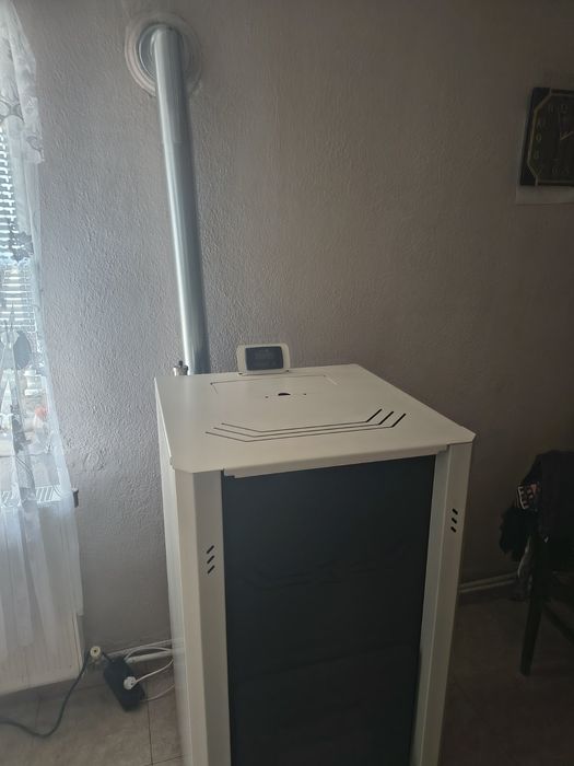НОВО!!! Пелетна камина с водна риза Firestar W18 - 18 kW