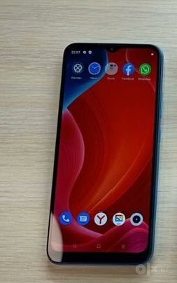 Telefon sotiladi Realme