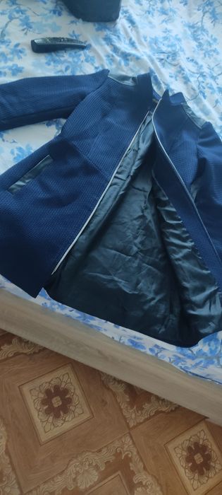 Продам пиджак в отличном состоянии