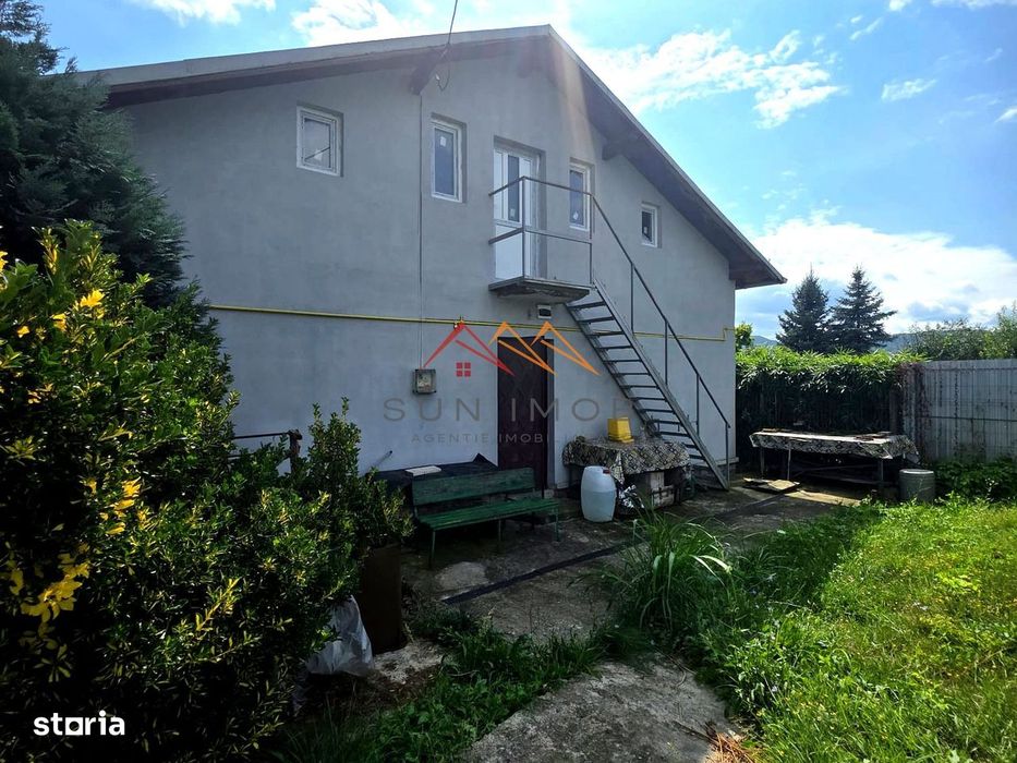 Casa Tip Duplex/ Spate, P+ Pod, 164 Mp Teren / Bănești - Prahova
