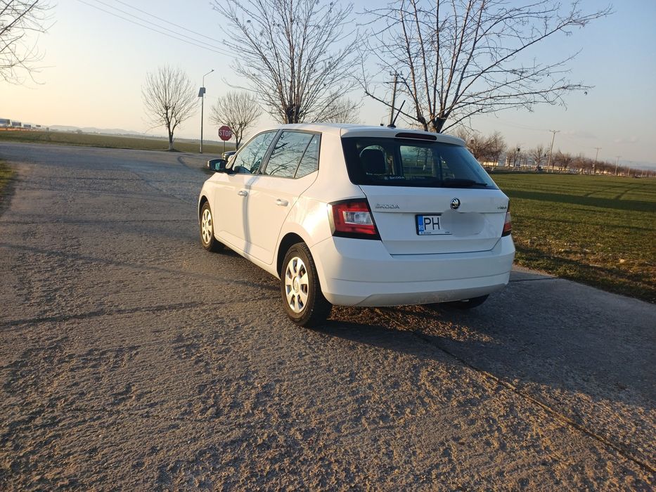 Vând skoda fabia!