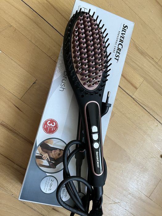 Четка за изправяне