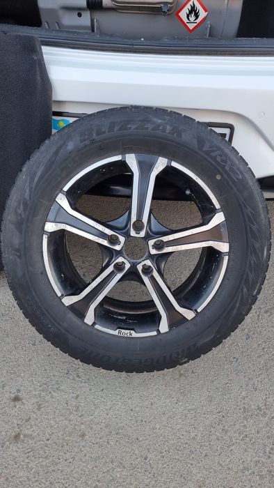 Диск с шиной R16