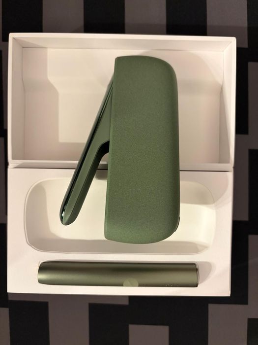 Dispozitiv Iqos Iluma nou