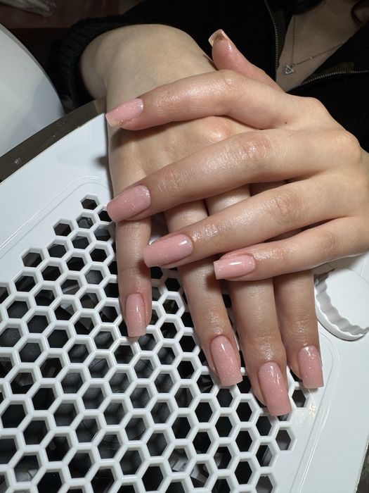 Мастер маникюра