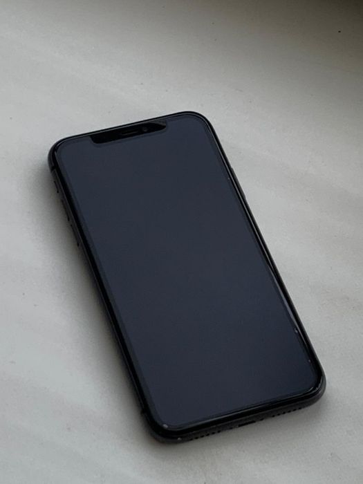 Продам айфон 11 128 Гб