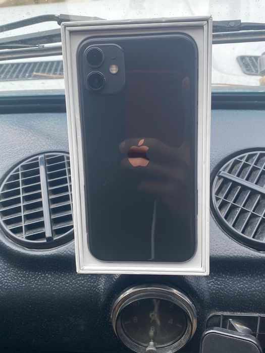 iPhone 11/128 память