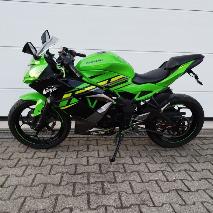 KAWASAKI NINJA 125 2020 (nu yamaha / honda / yzf/mt / aprilia)