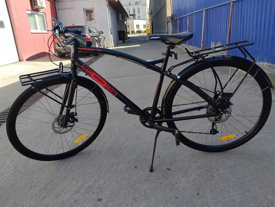 Vând bicicleta din aluminiu