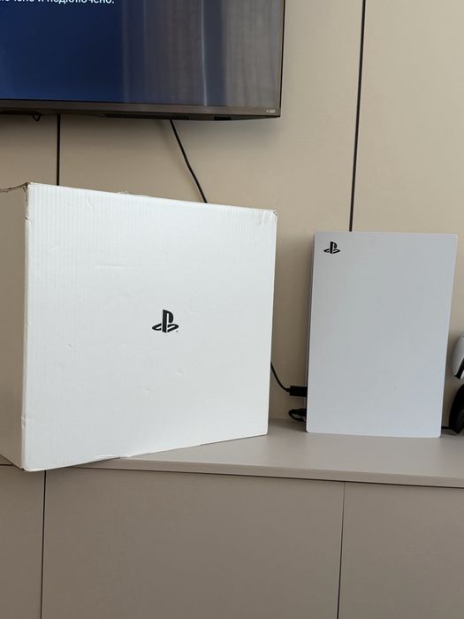 PlayStation 5 с дисководом