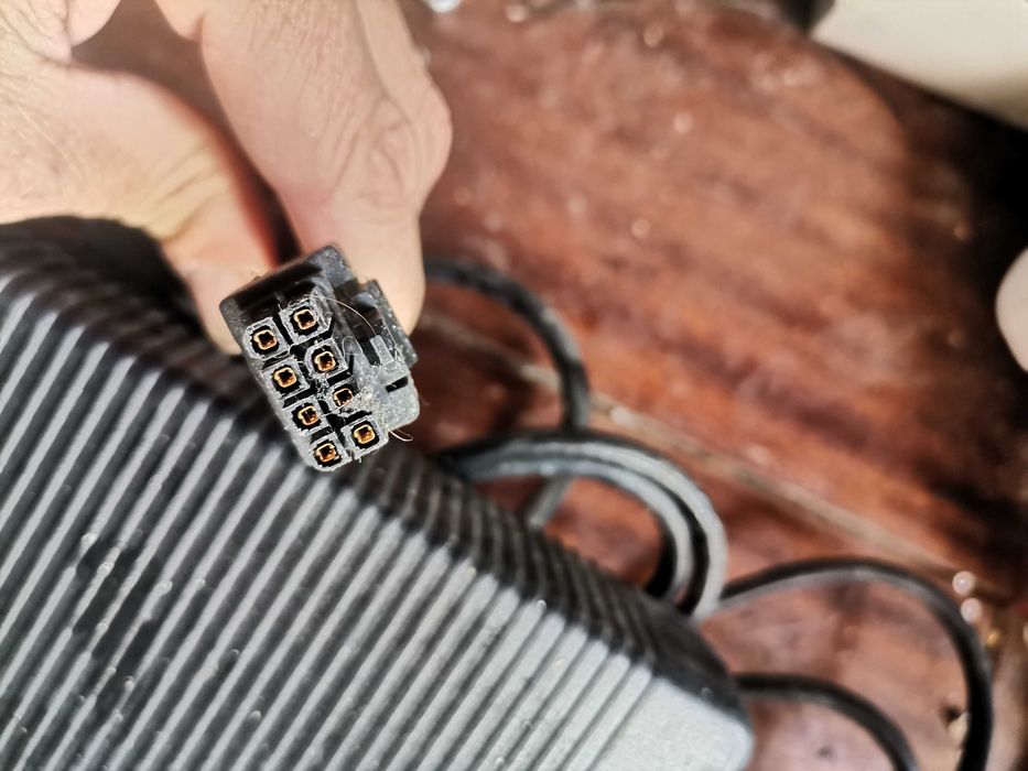 Импулсни захранвания DELL DA-2 12V/220W