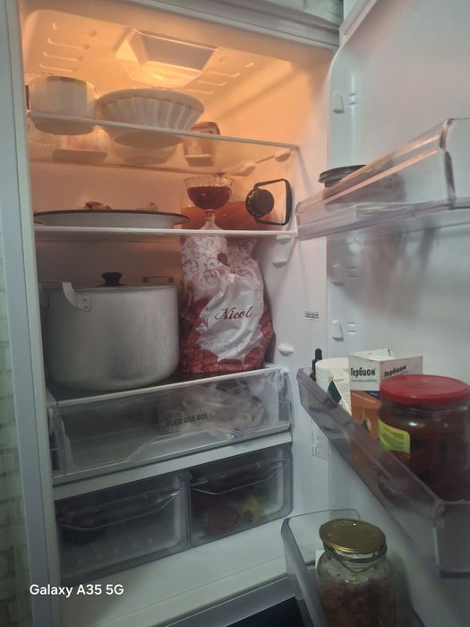 Холодильник Indesit