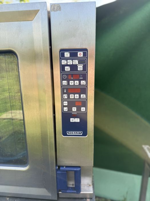Cuptor convectomat 10 tavi + suport