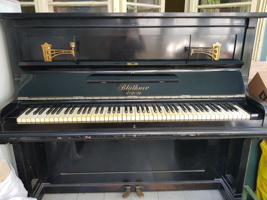 Немско пиано Blüthner