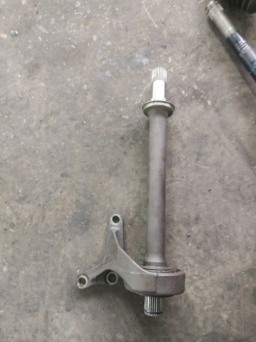 Левый привод в сборе на Хонда срв рд1