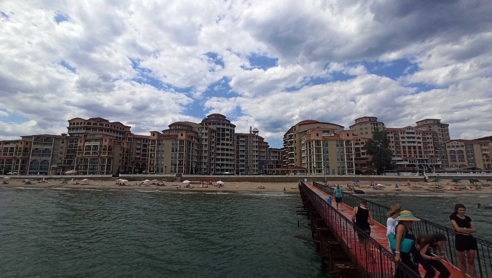 Продава се Тристаен апартамент в к.к. Елените - 107 кв.м за 1402 €/кв.м - Снимка #10