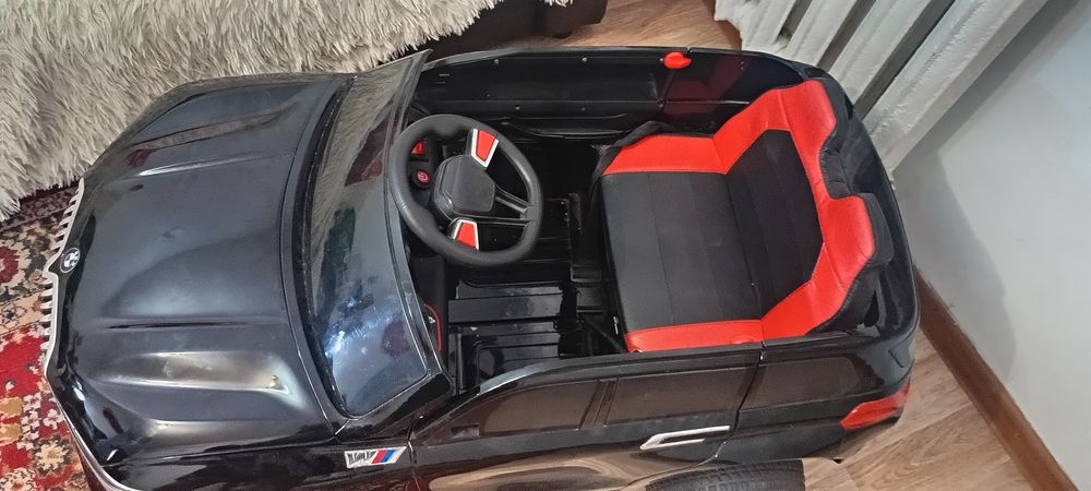 Продам машину на пульте