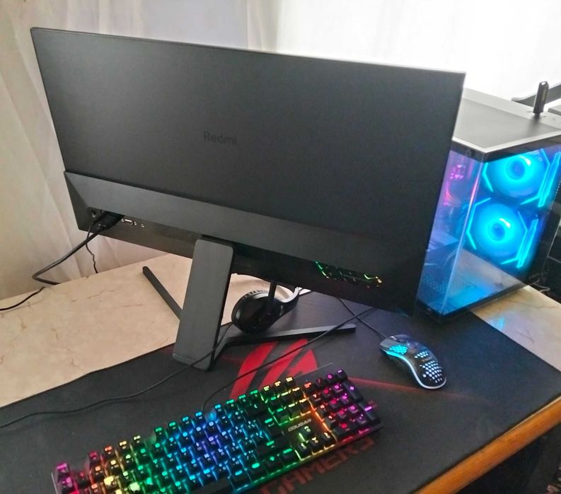 Stolni Kampyuter RX 580 Manitor 27 IPS