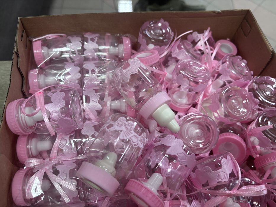 Подаръчета за гости бебешко шише