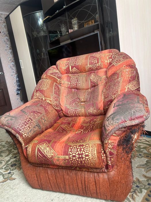 Продам два кресла