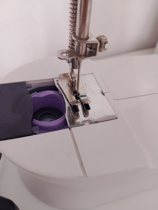 Швейная машинка новая