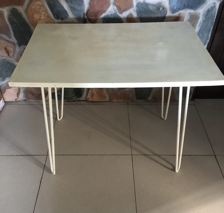 Продам Столы 3штуки