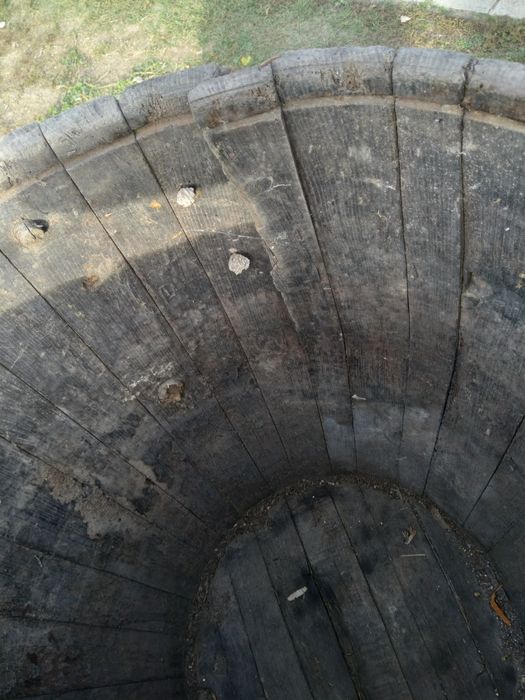 Продавам огромна бъчва каца антикварна