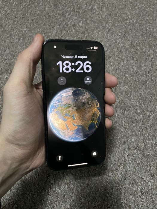 iphone 16 128 гб.  черный цвет