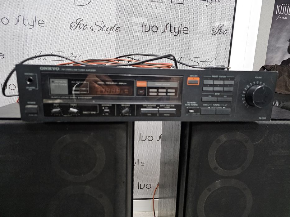 Комплект  колони Техникс с усилвател Онкю , ONKYO